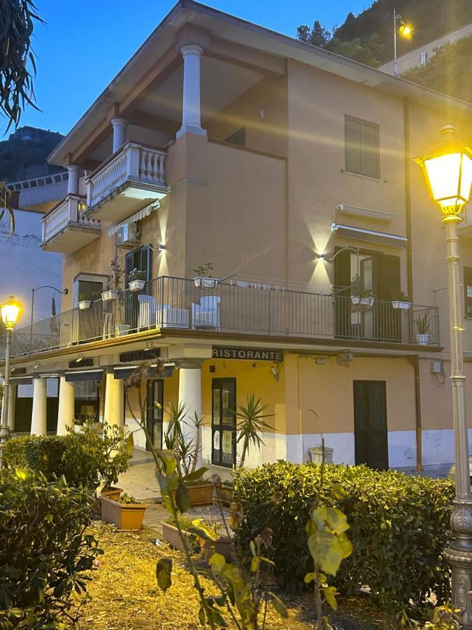 Sissi House Salerno Appartement Buitenkant foto
